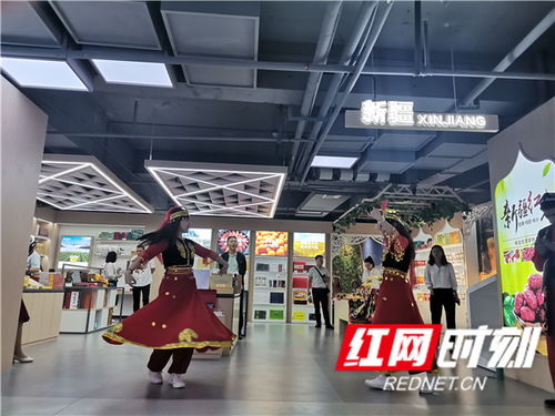 湖南省優(yōu)質(zhì)農(nóng)產(chǎn)品產(chǎn)銷對(duì)接綜合服務(wù)中心正式運(yùn)營(yíng) 助力農(nóng)產(chǎn)品與日用玻璃制品產(chǎn)業(yè)協(xié)同發(fā)展